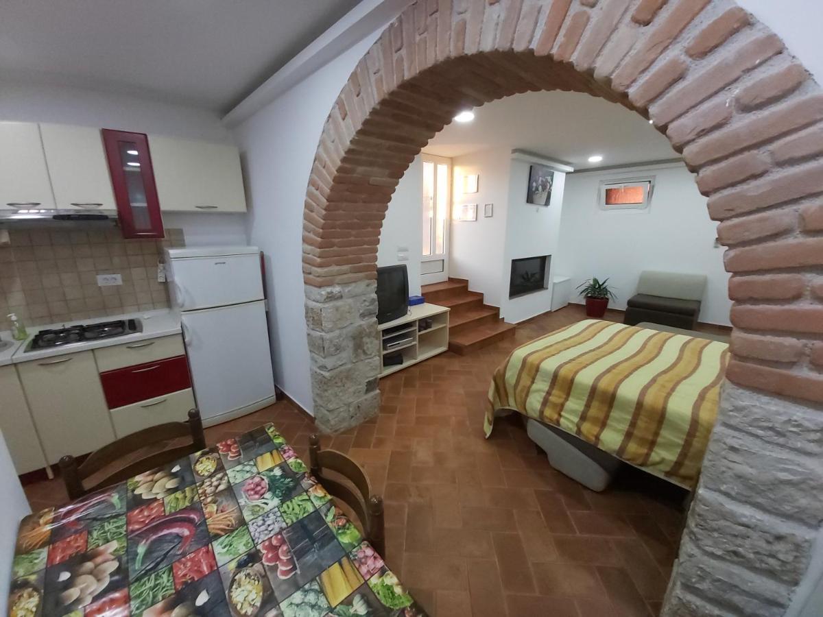 Studio Apartman Marko ポレッチ エクステリア 写真